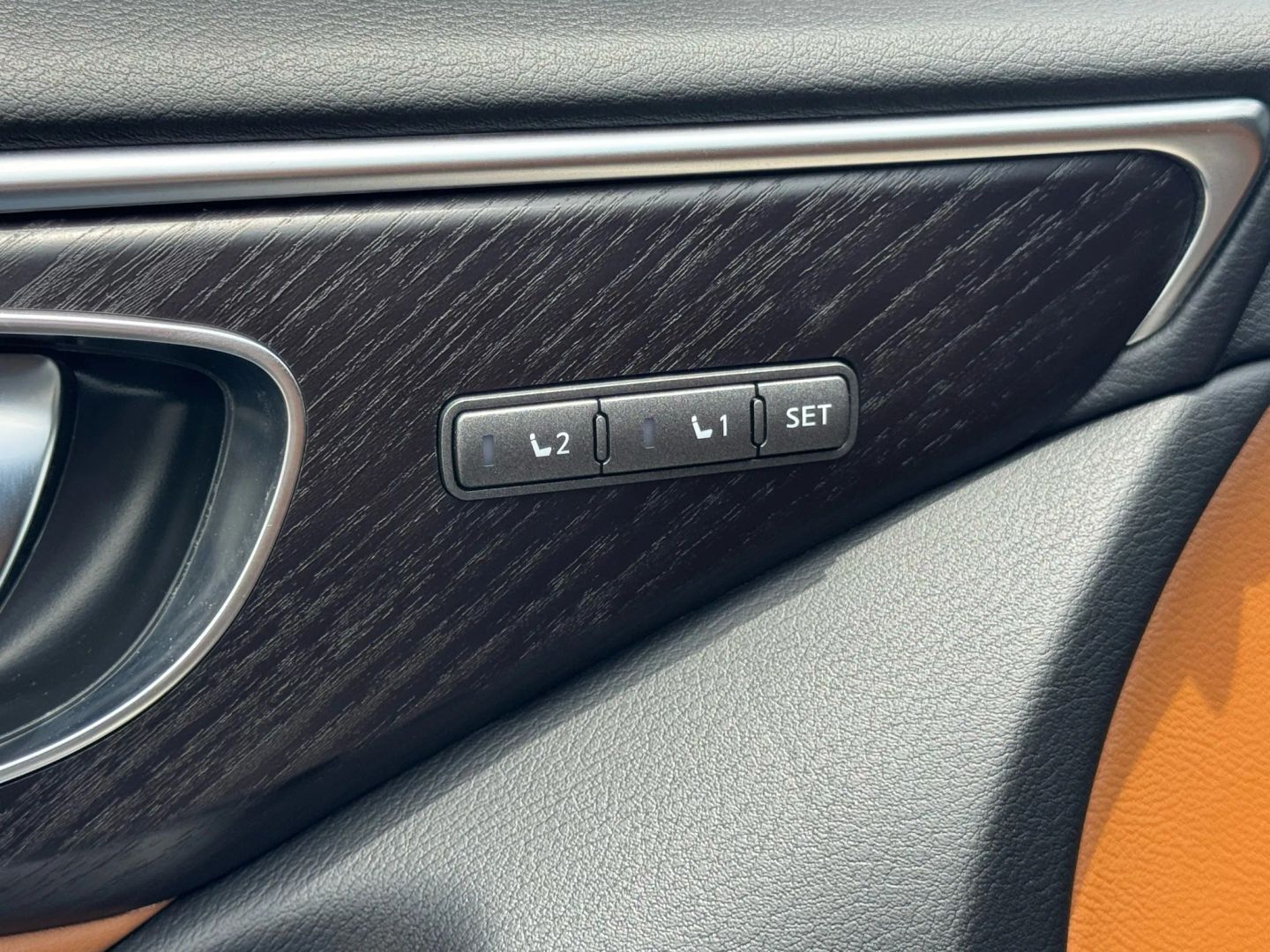 2021 Infiniti Q50 - Image 26