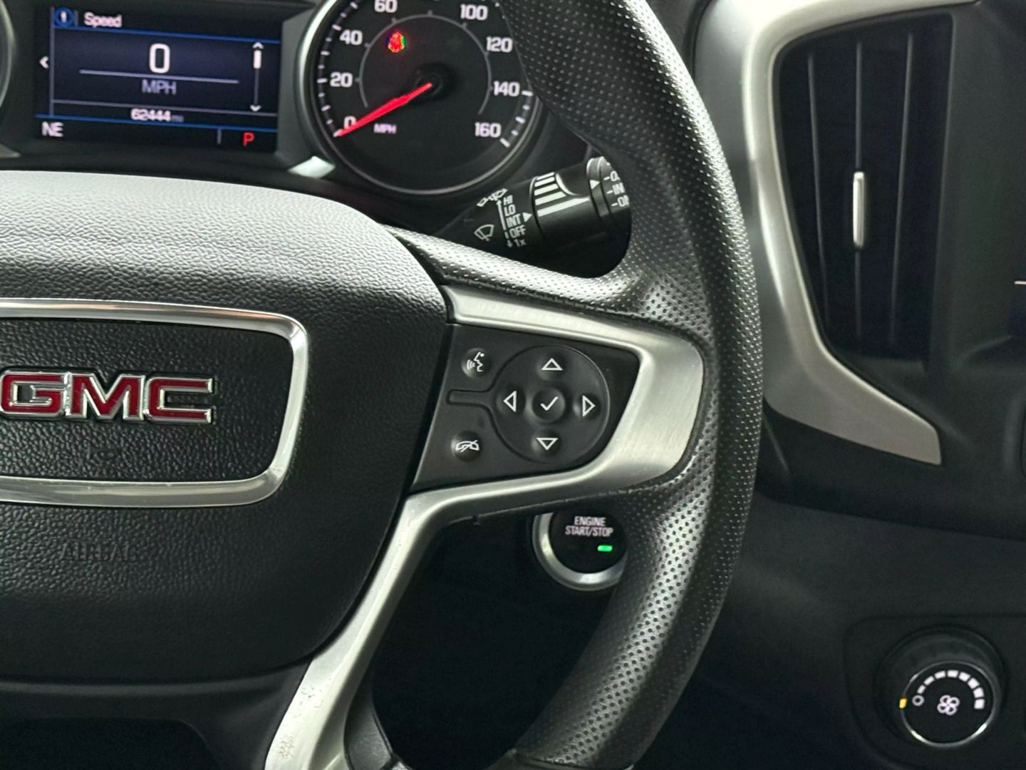 2022 Gmc Terrain - Image 33