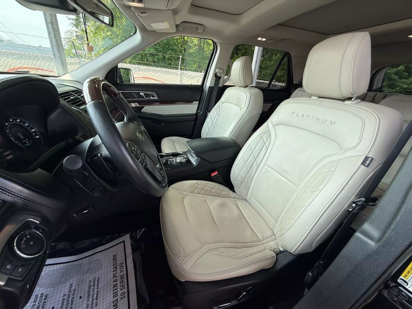 2018 Ford Explorer - Image 16