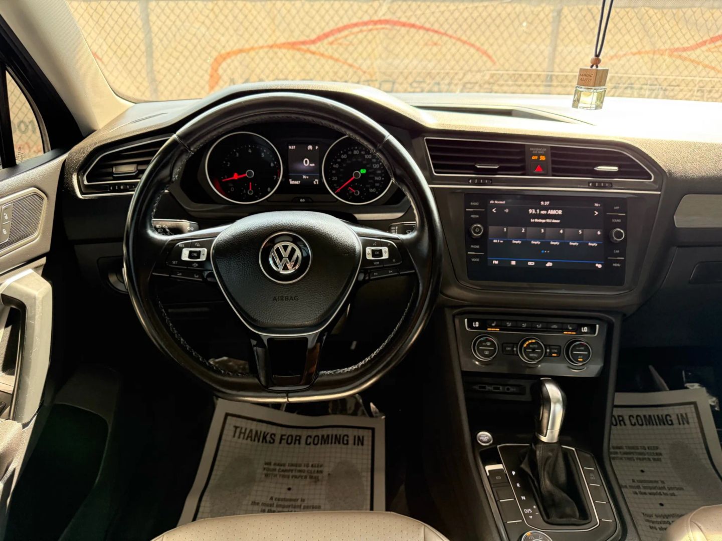 2019 Volkswagen Tiguan - Image 29