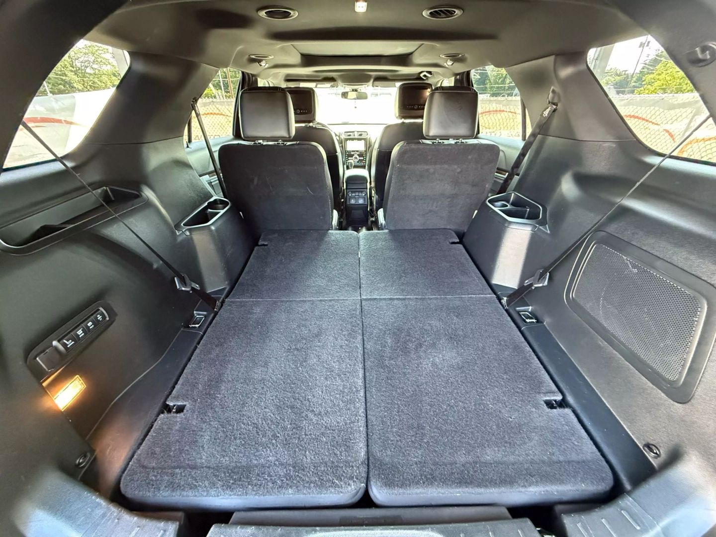 2018 Ford Explorer - Image 22