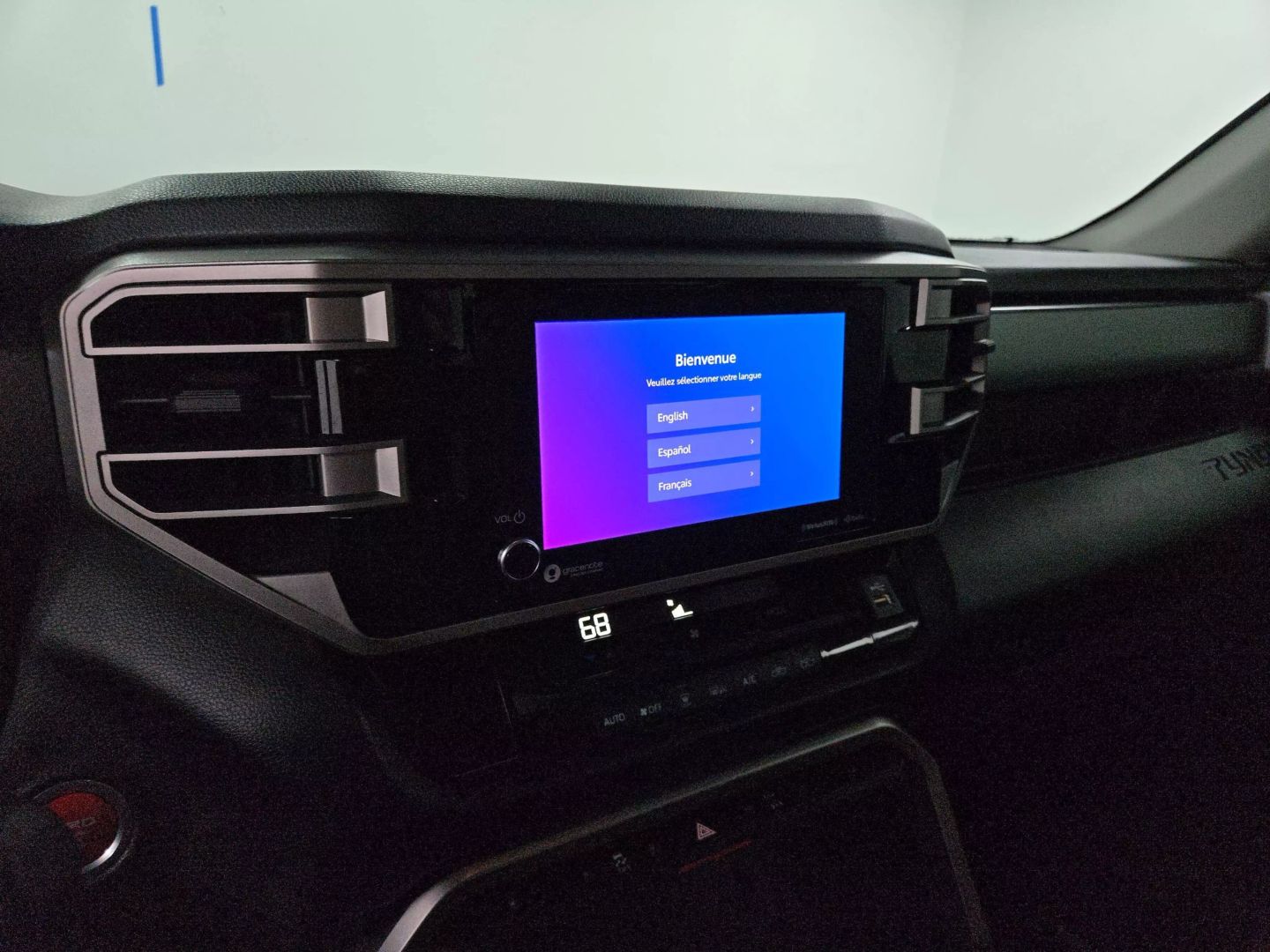 2023 Toyota Tundra Crewmax - Image 23