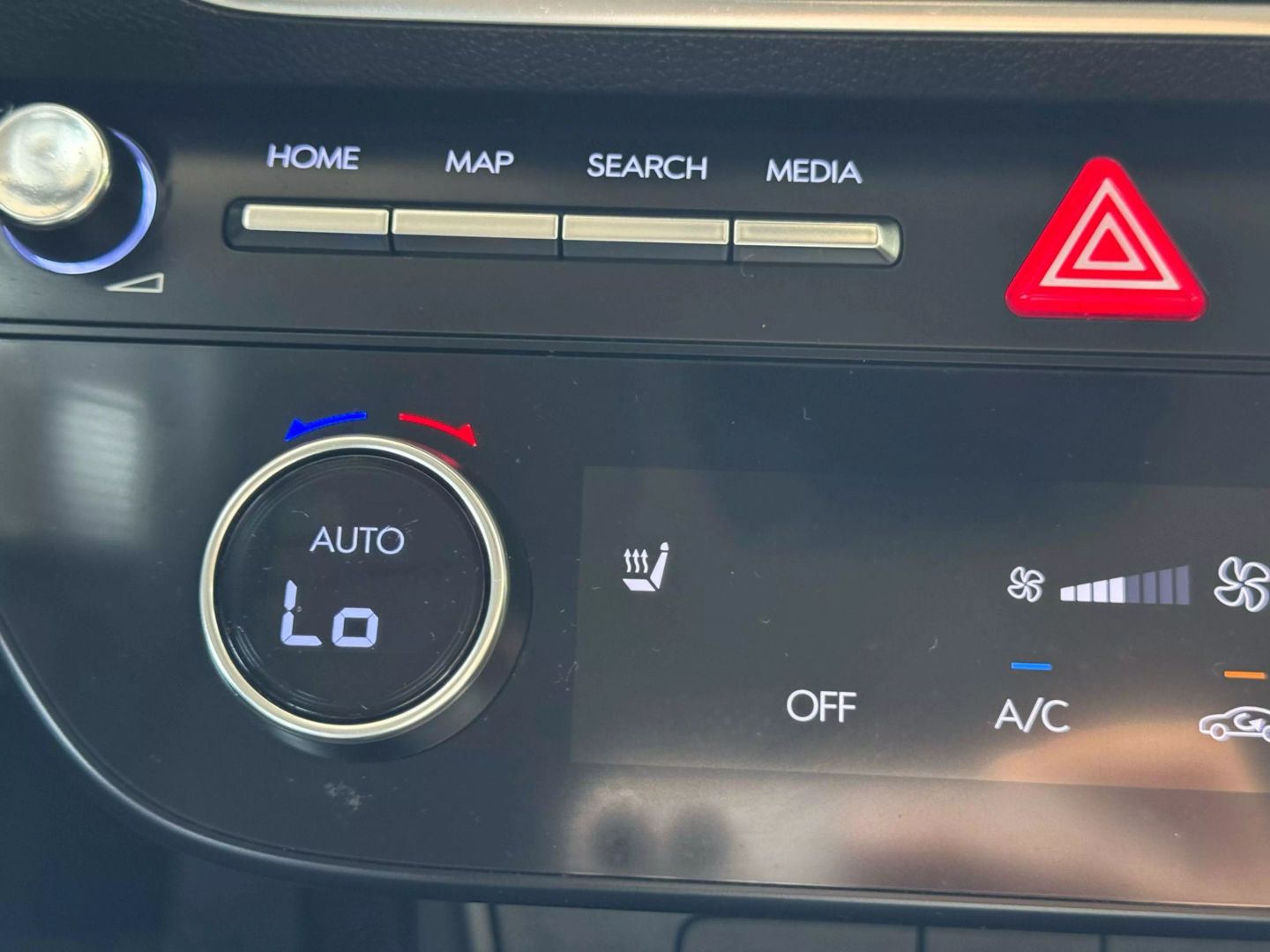 2025 Hyundai Sonata - Image 29