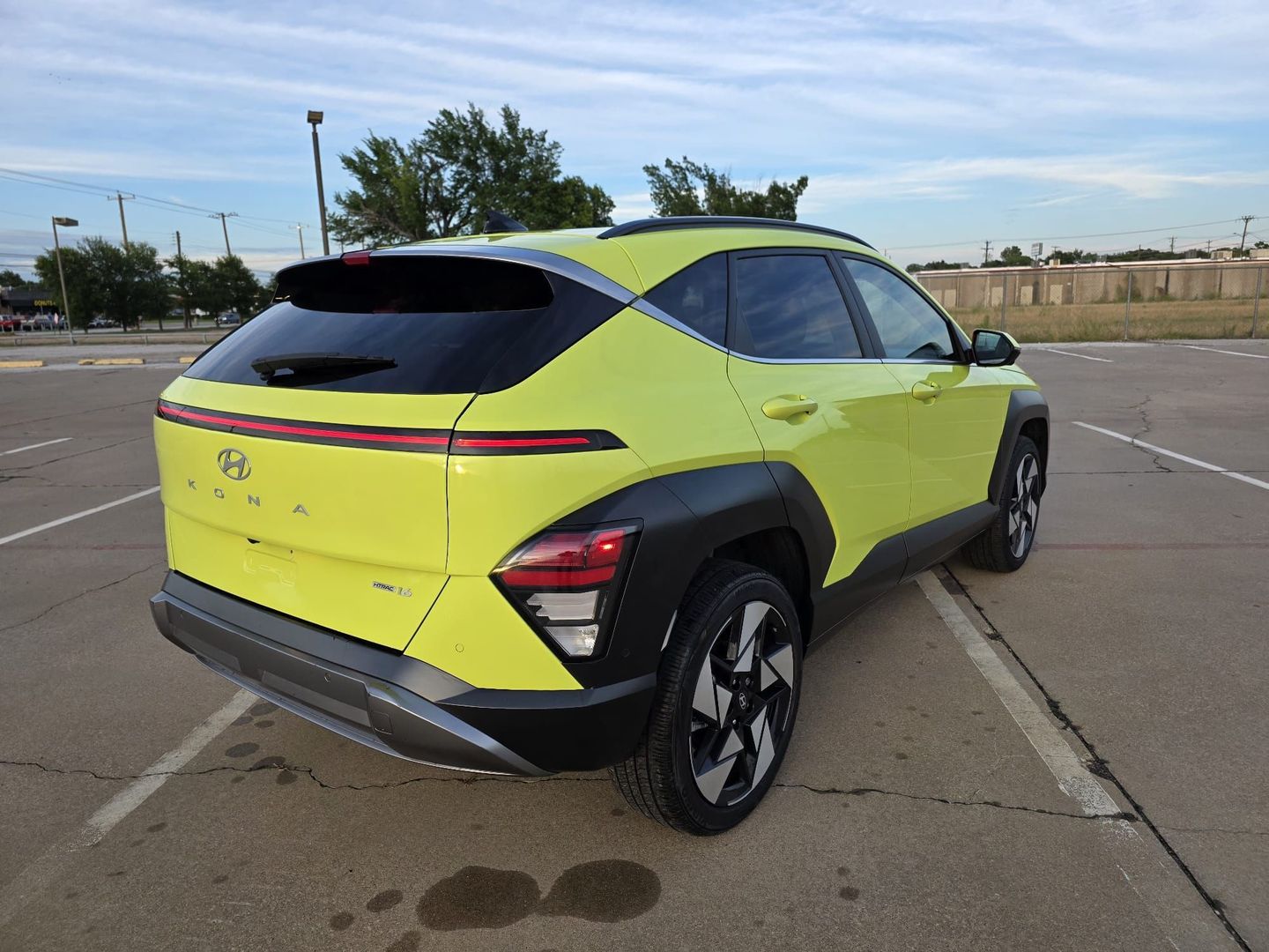 2024 Hyundai Kona - Image 11