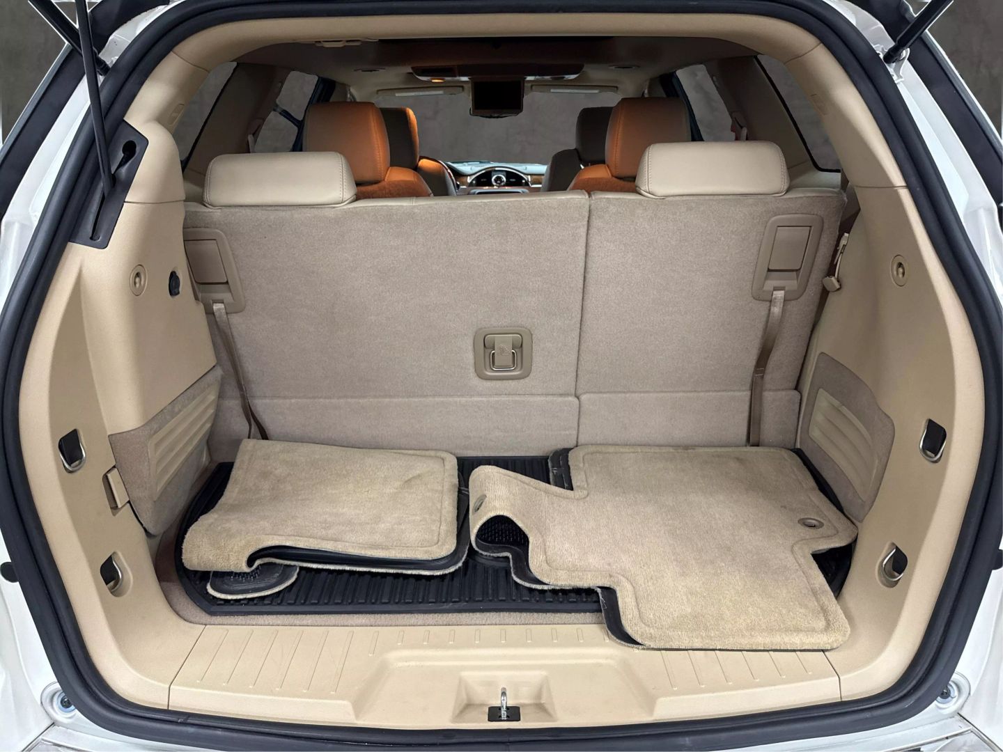 2011 Buick Enclave - Image 12