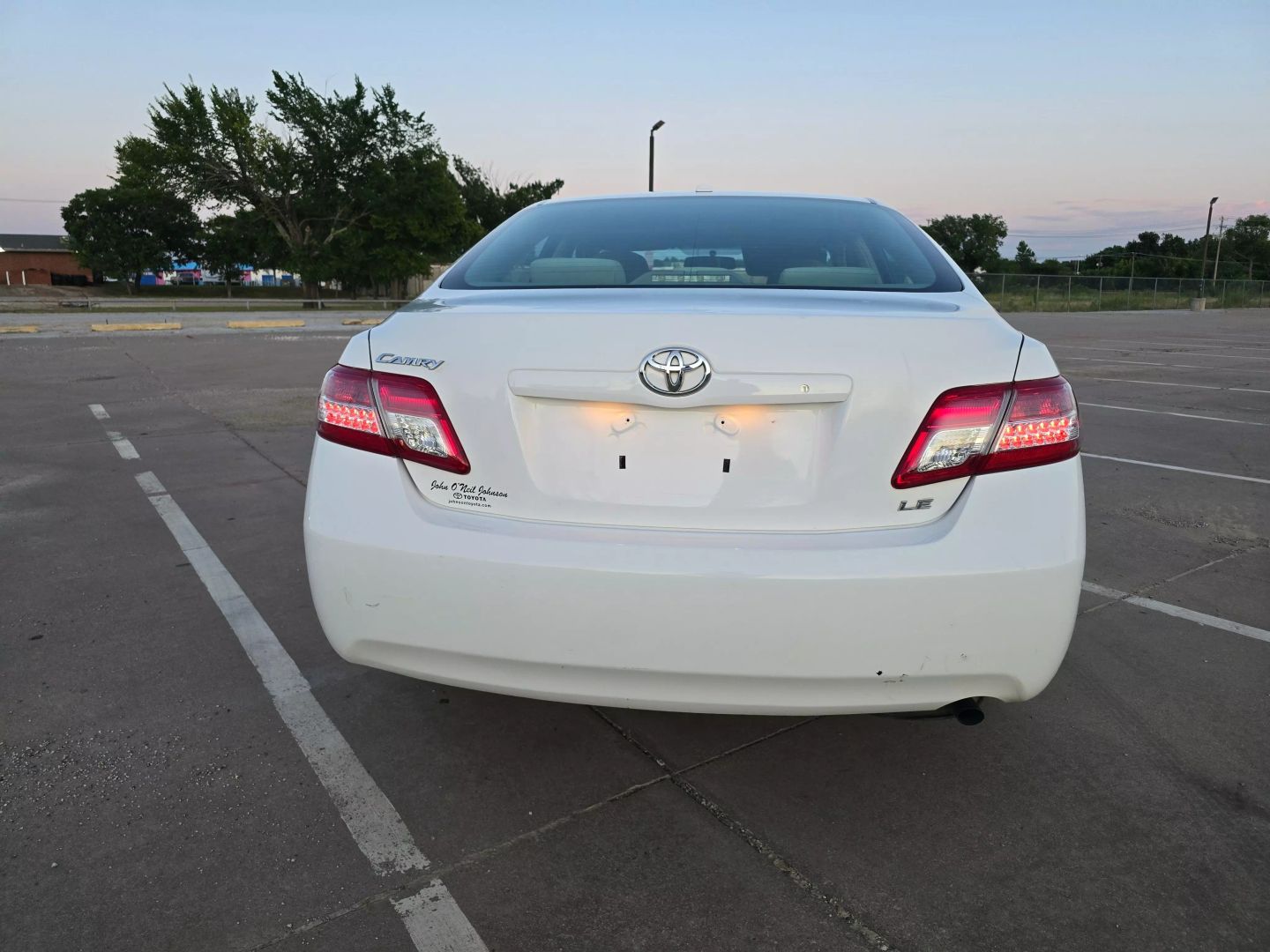2011 Toyota Camry - Image 5