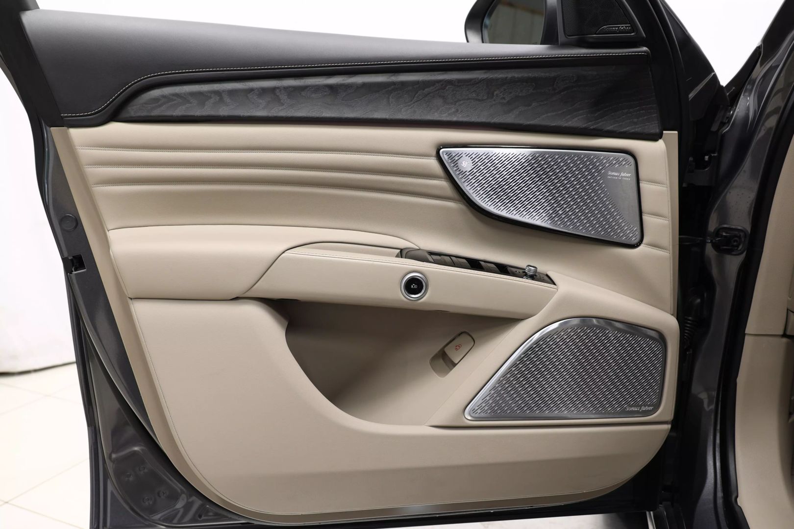 2023 Maserati Grecale - Image 9