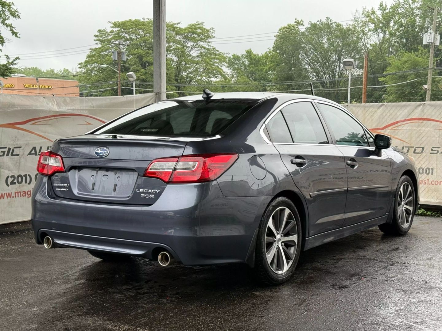 2016 Subaru Legacy - Image 11