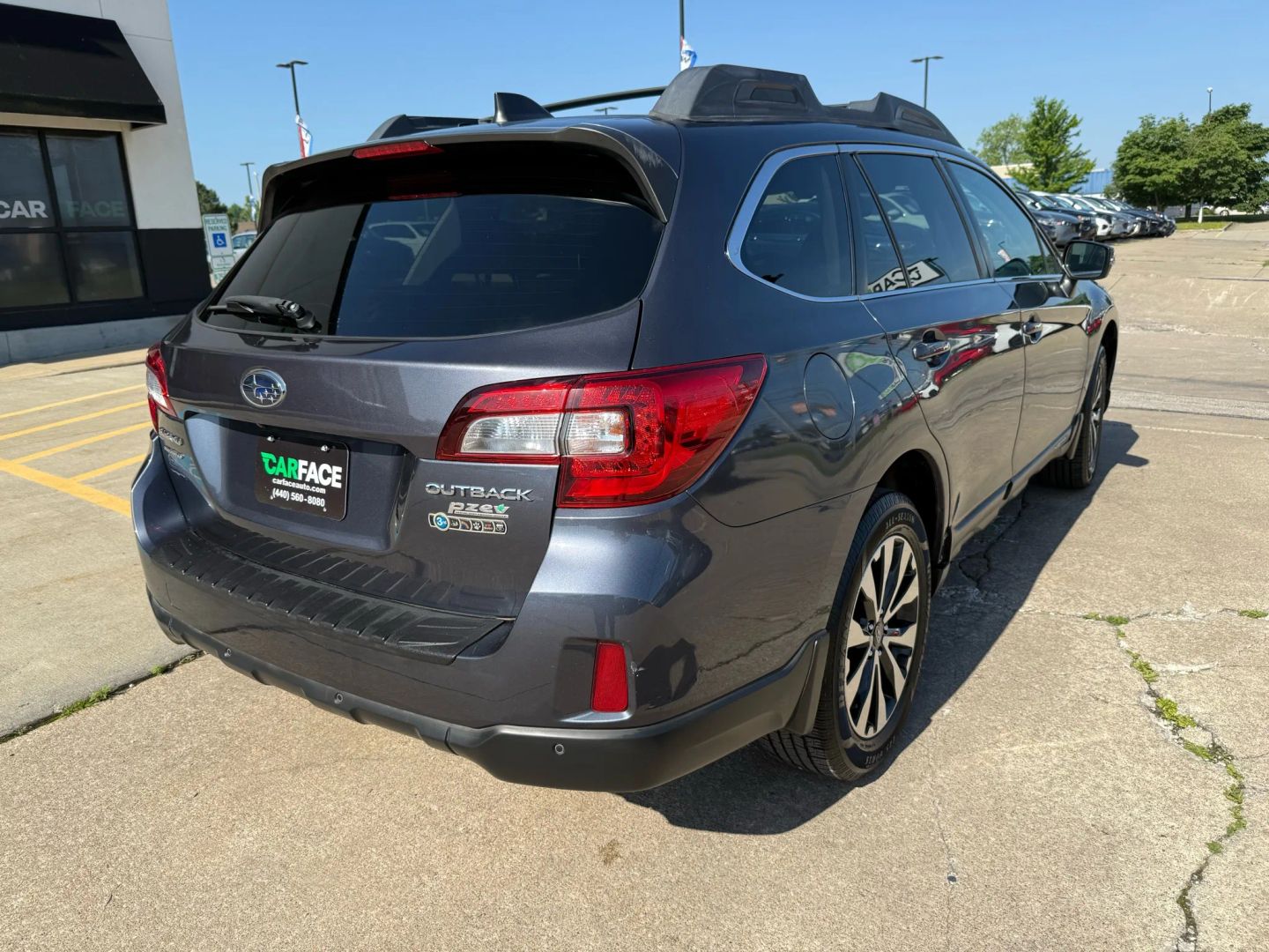 2017 Subaru Outback - Image 17