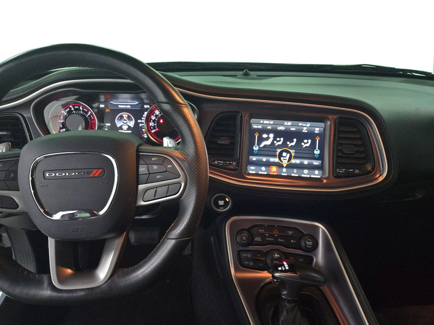 2020 Dodge Challenger - Image 14