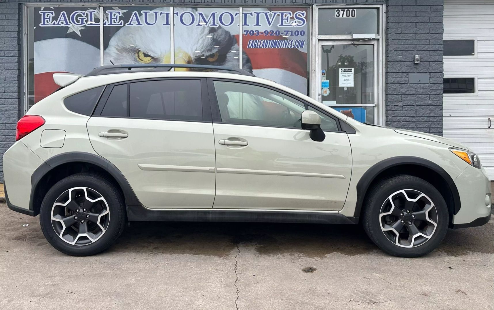 Used 2014 Subaru XV Crosstrek Limited with VIN JF2GPAKC4E8319628 for sale in Arlington, VA