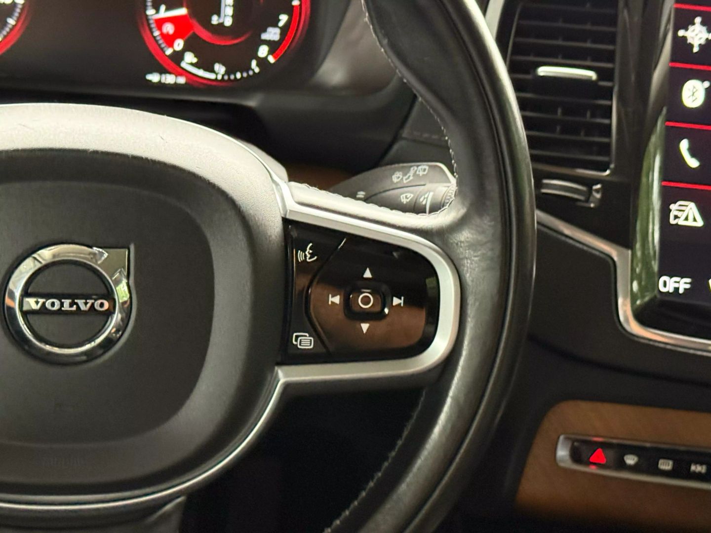 2018 Volvo Xc90 - Image 37