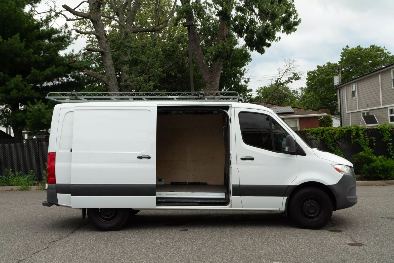 2021 Mercedes-benz Sprinter 2500 Crew - Image 20