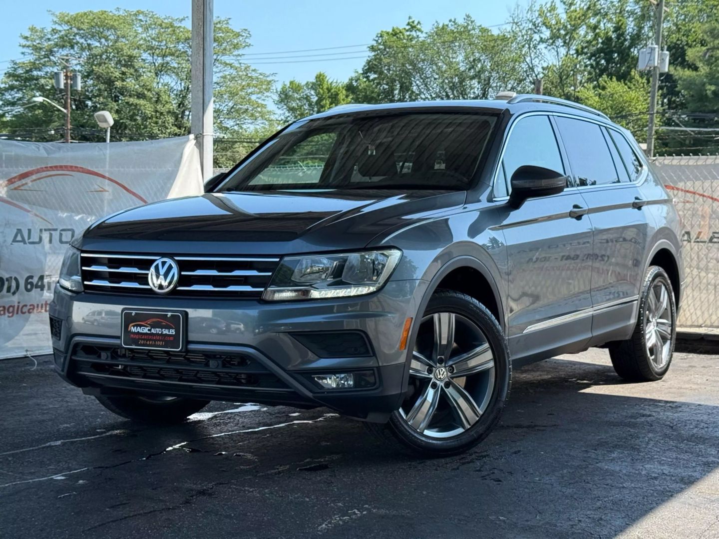 2020 Volkswagen Tiguan - Image 1