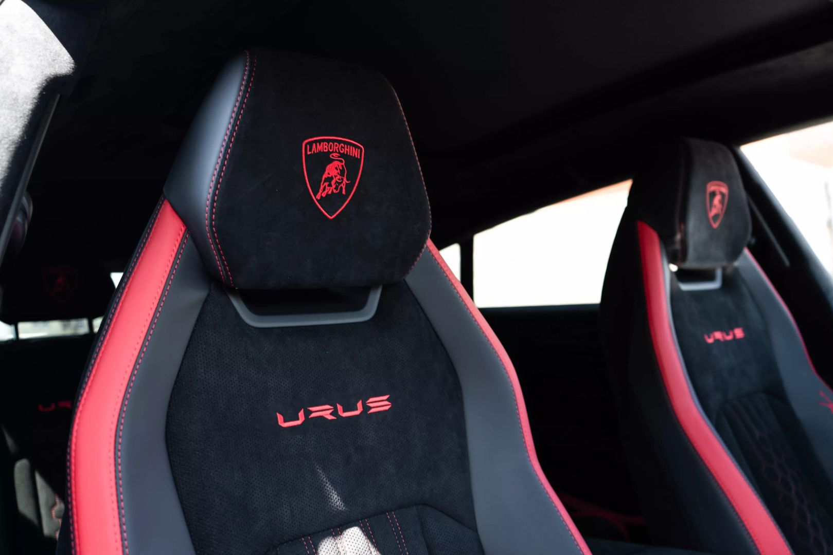2024 Lamborghini Urus - Image 43