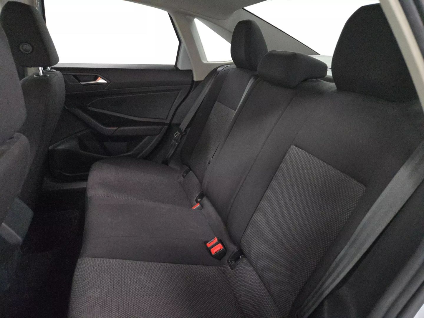 2019 Volkswagen Jetta - Image 13