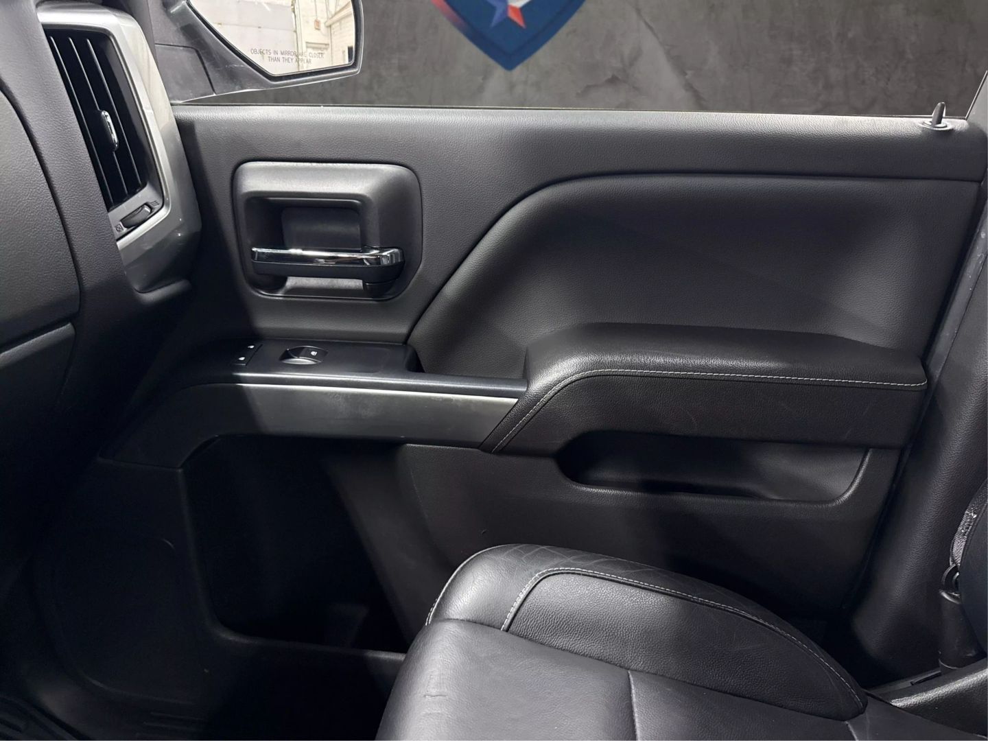2017 Chevrolet Silverado 1500 Crew Cab - Image 34