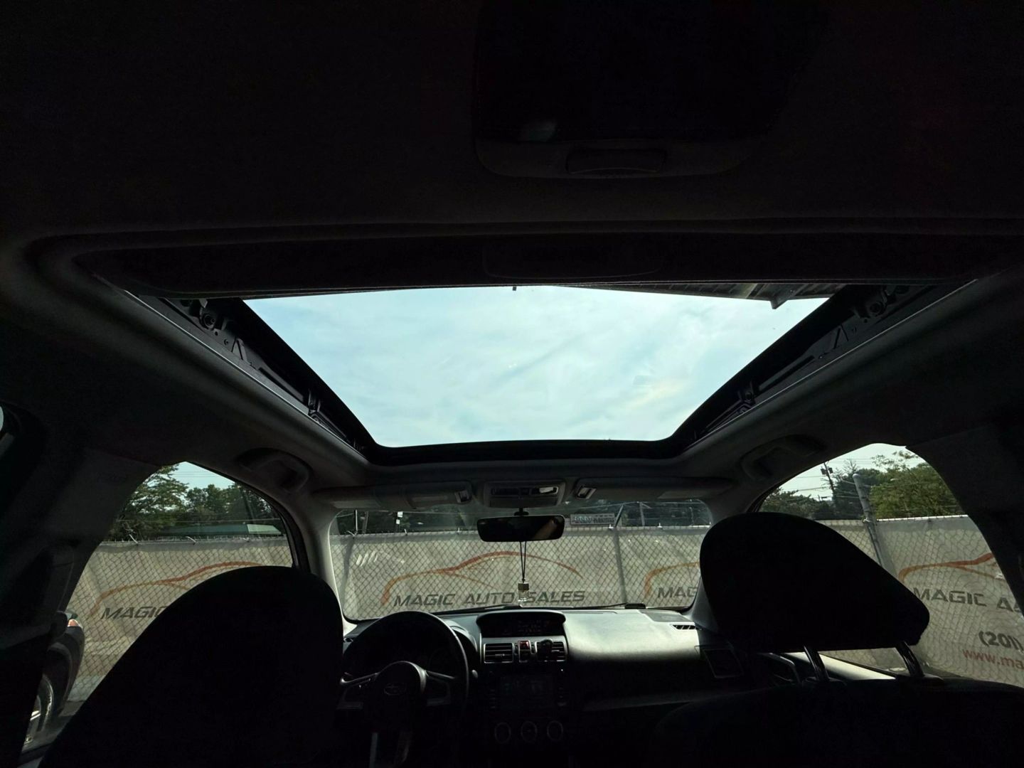 2017 Subaru Forester - Image 38