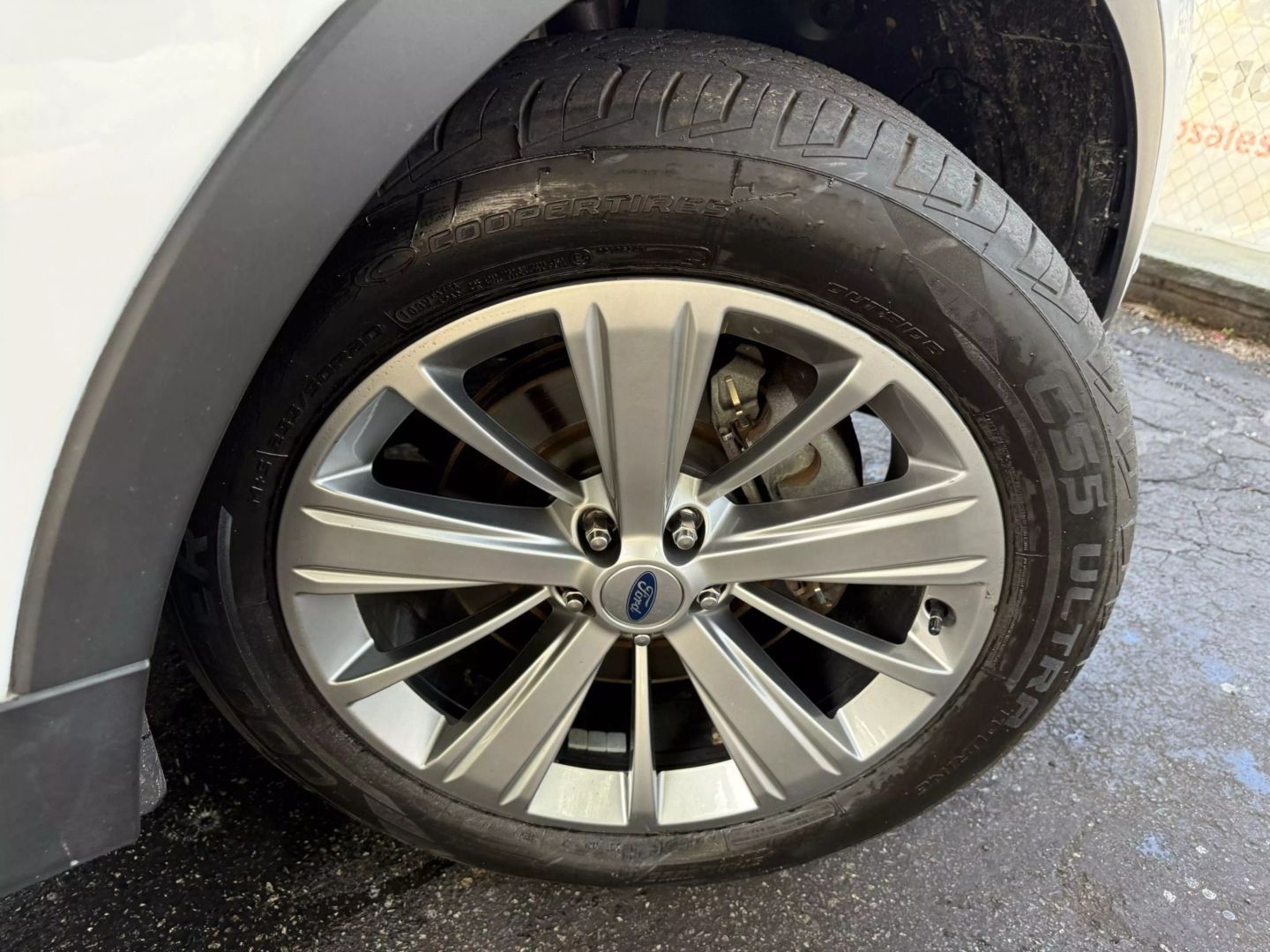 2018 Ford Explorer - Image 52