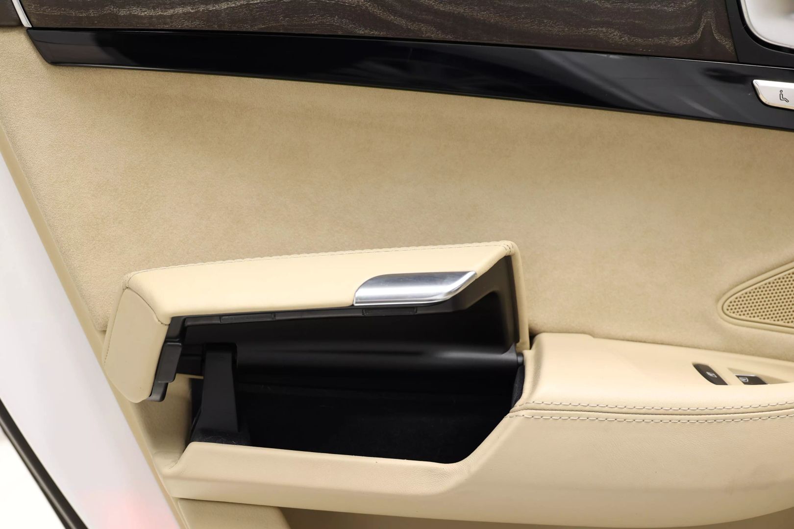 2015 Audi A8 - Image 53