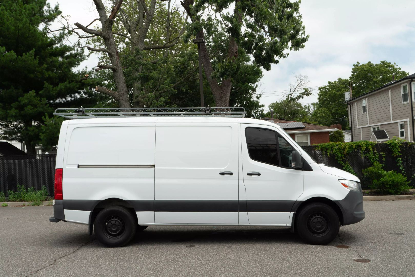 2021 Mercedes-benz Sprinter 2500 Crew - Image 17