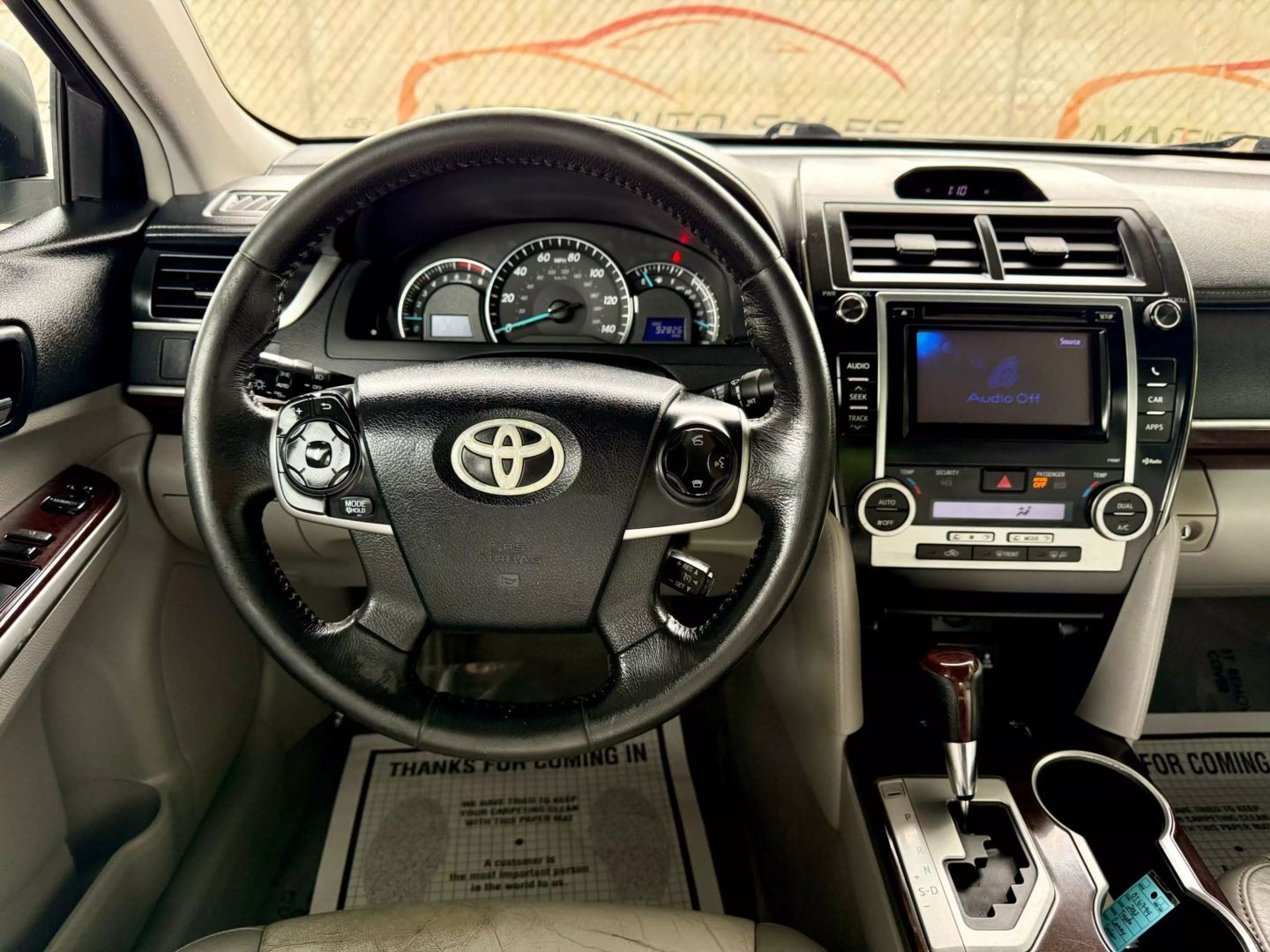 2012 Toyota Camry - Image 31