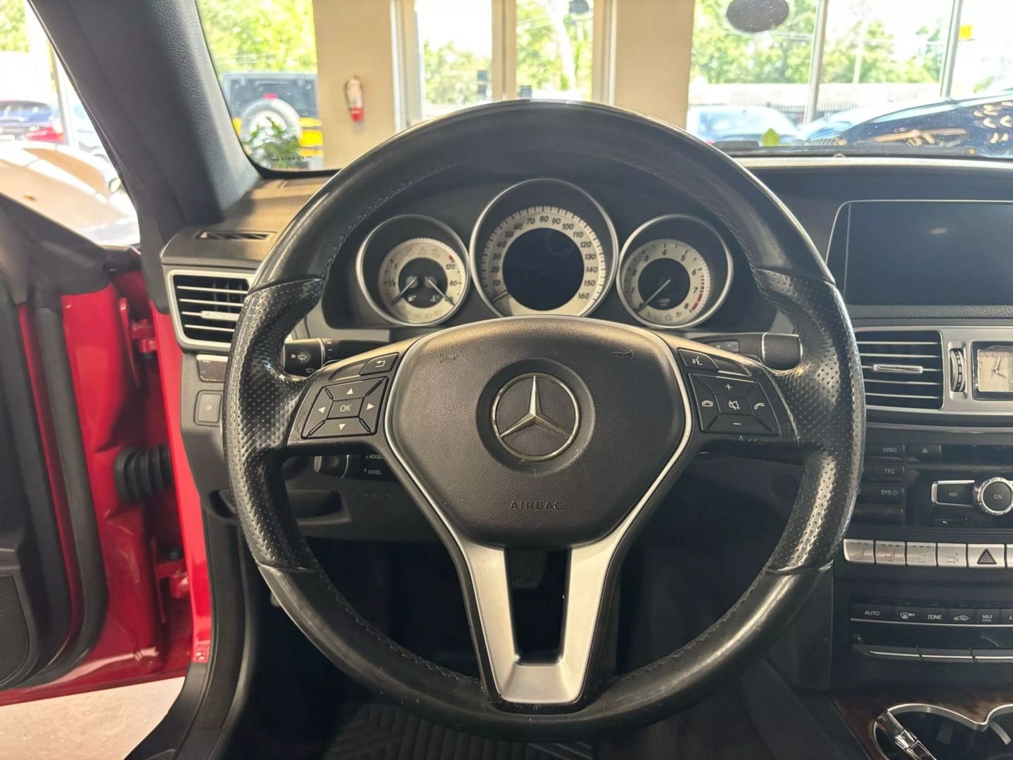 2015 Mercedes-benz E-class E 400 Cabriolet 2d - Image 17