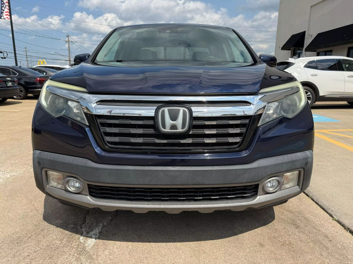 2018 Honda Ridgeline - Image 2
