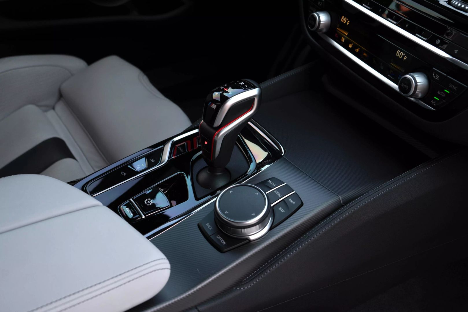 2022 Bmw M5 - Image 56
