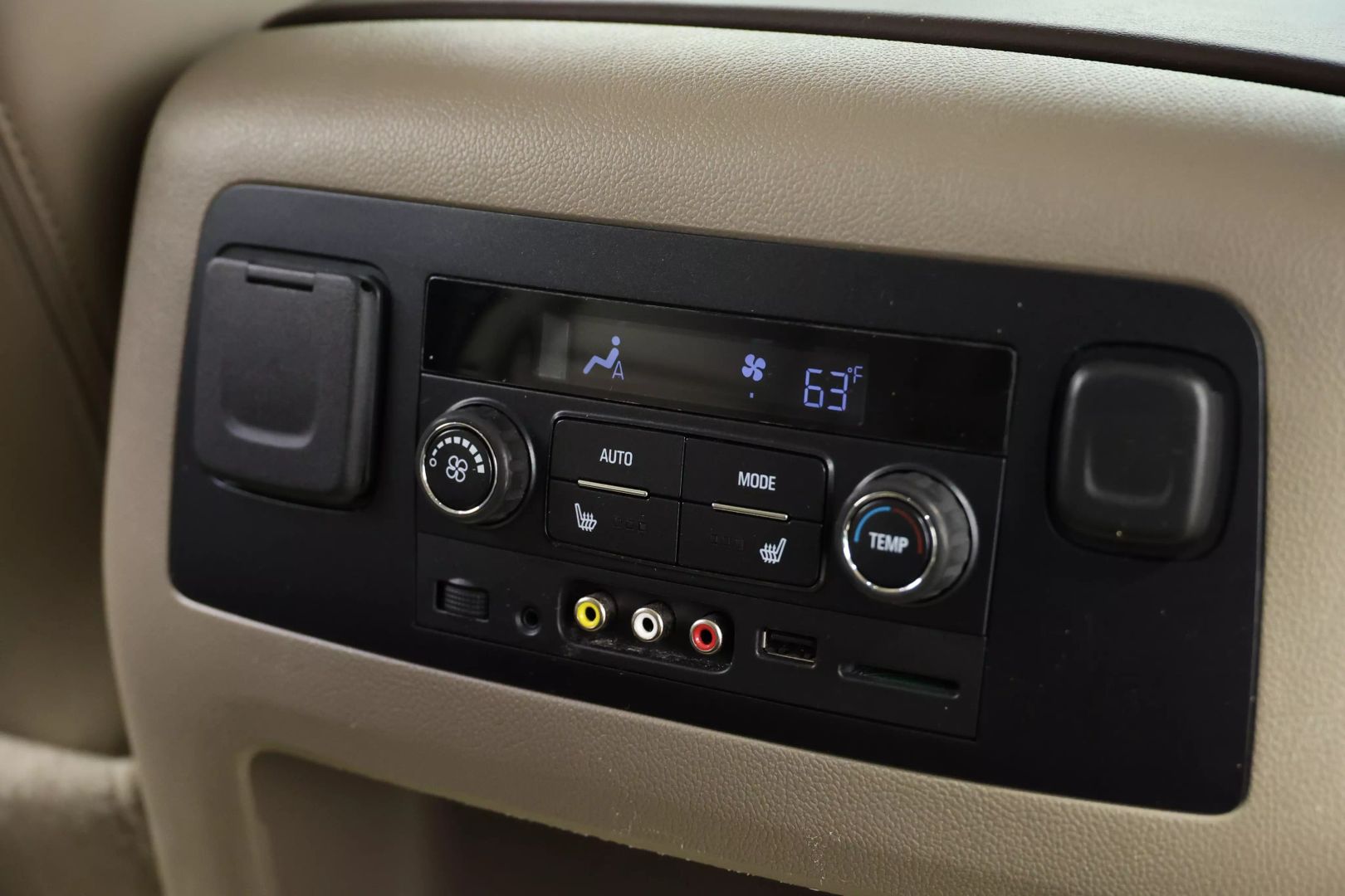 2016 Chevrolet Tahoe - Image 86