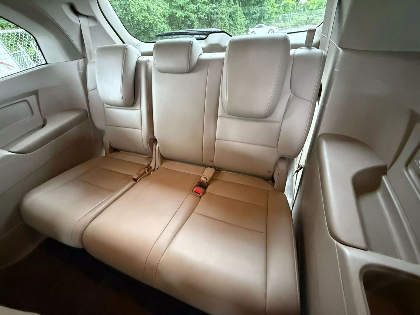 2014 Honda Odyssey - Image 19