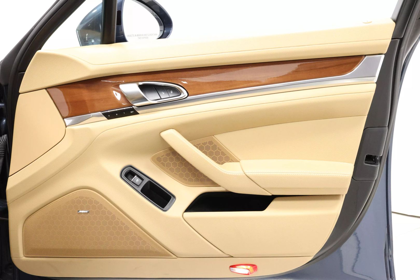2014 Porsche Panamera - Image 97