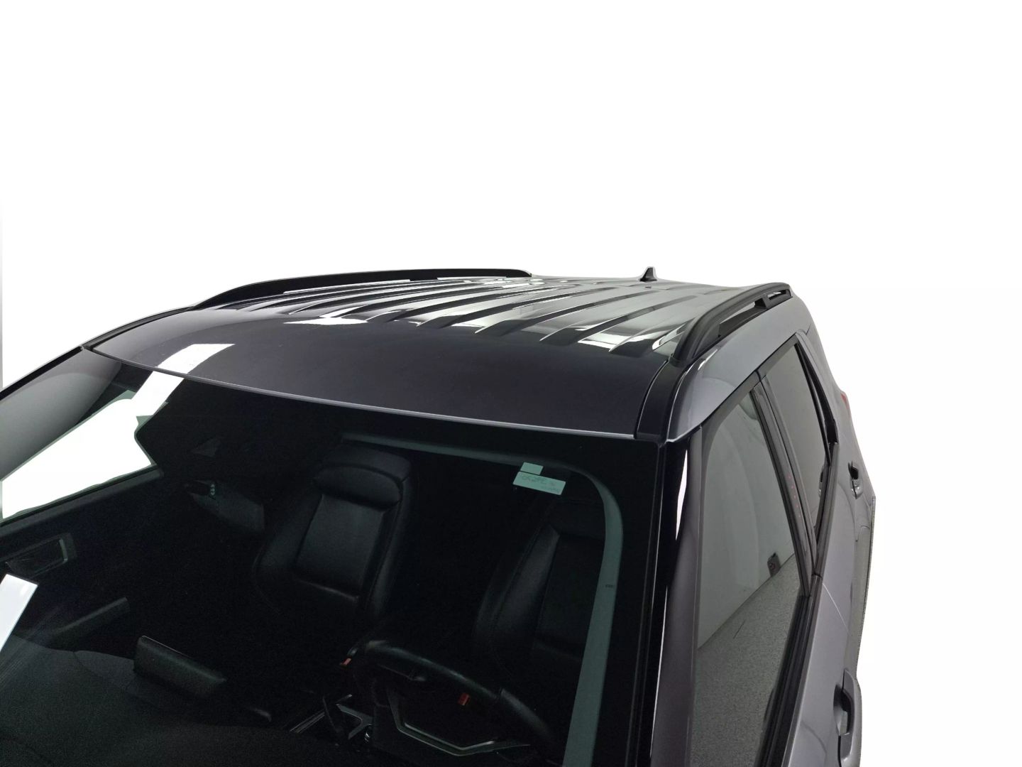 2022 Ford Explorer - Image 12
