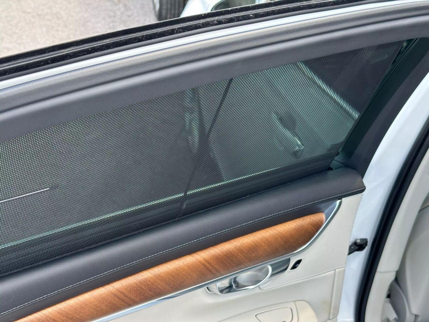 2018 Volvo S90 - Image 18