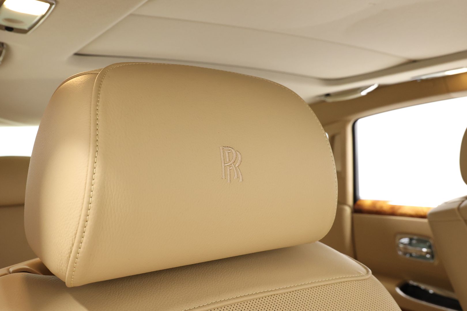 2010 Rolls-royce Ghost - Image 100