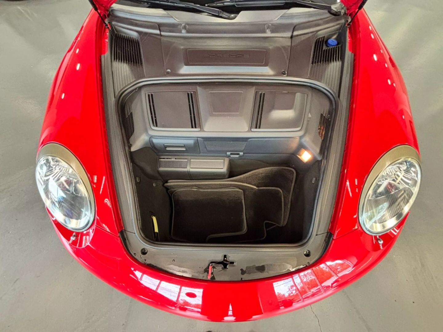 2007 Porsche 911 Carrera 4s Coupe 2d - Image 40