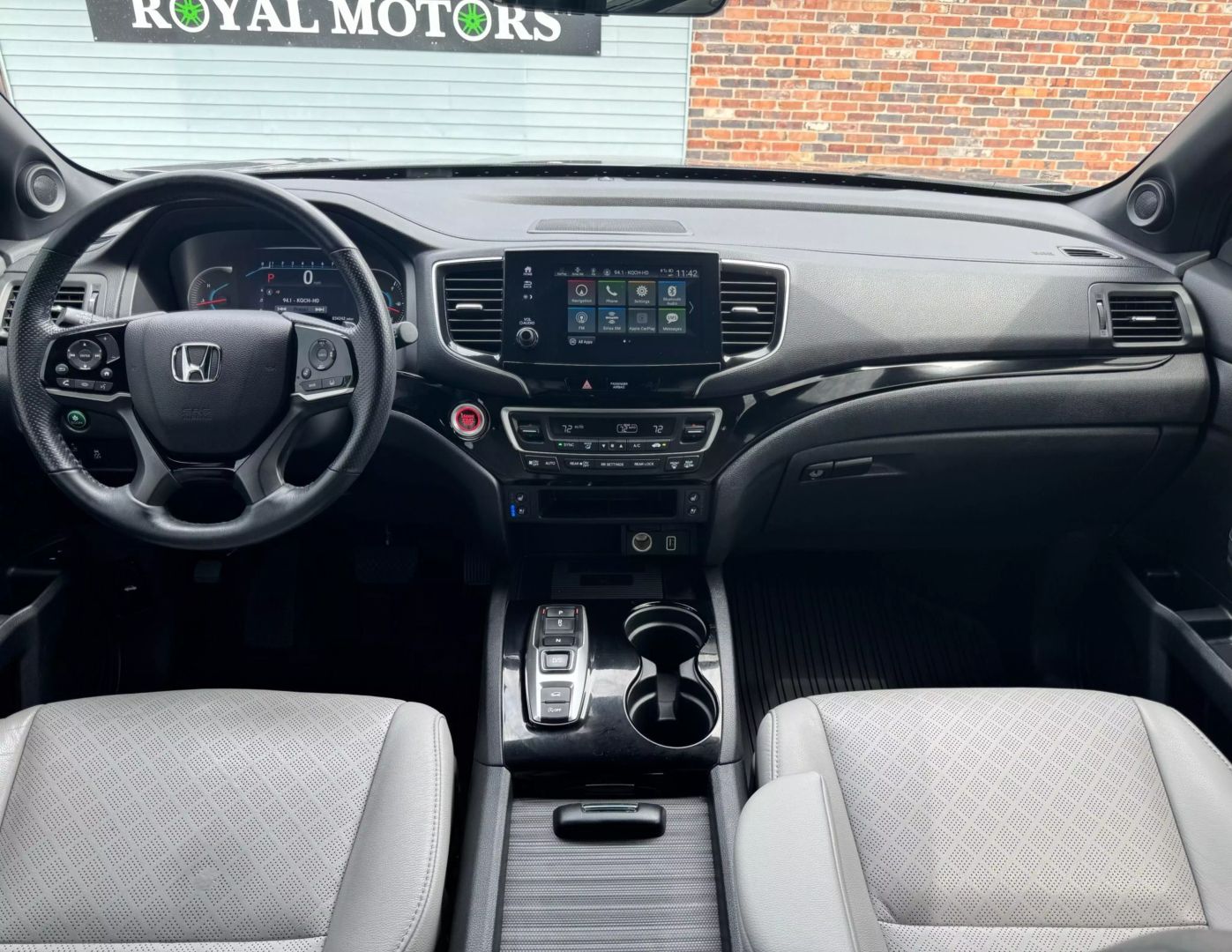 2021 Honda Passport - Image 30
