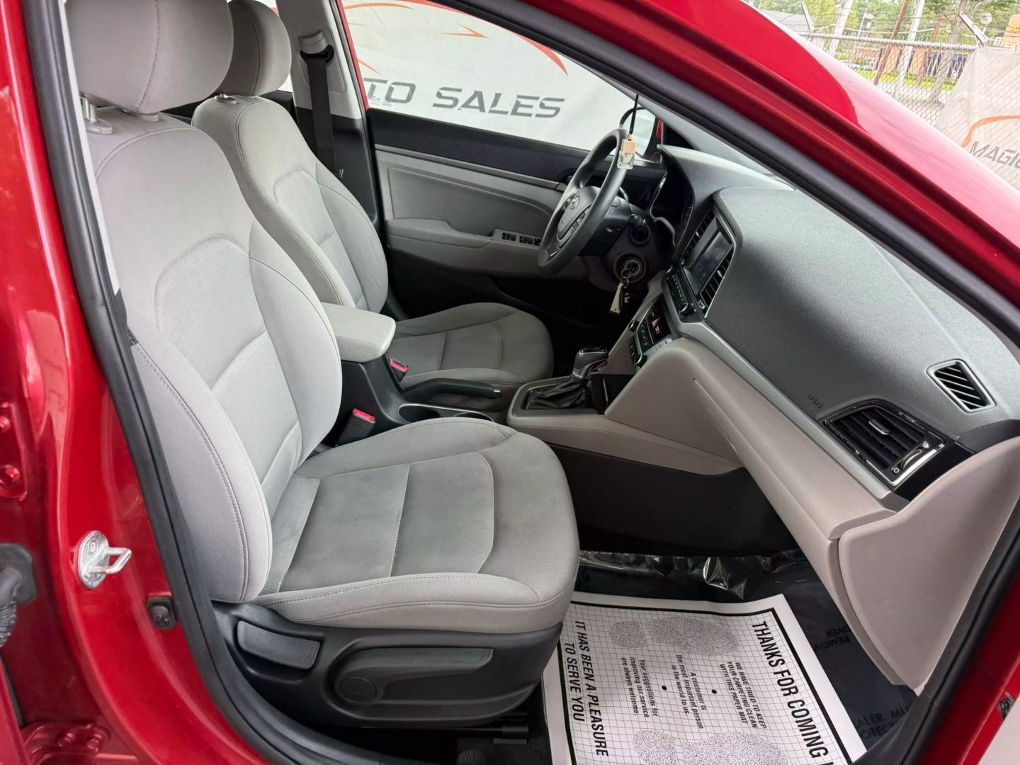 2018 Hyundai Elantra - Image 25