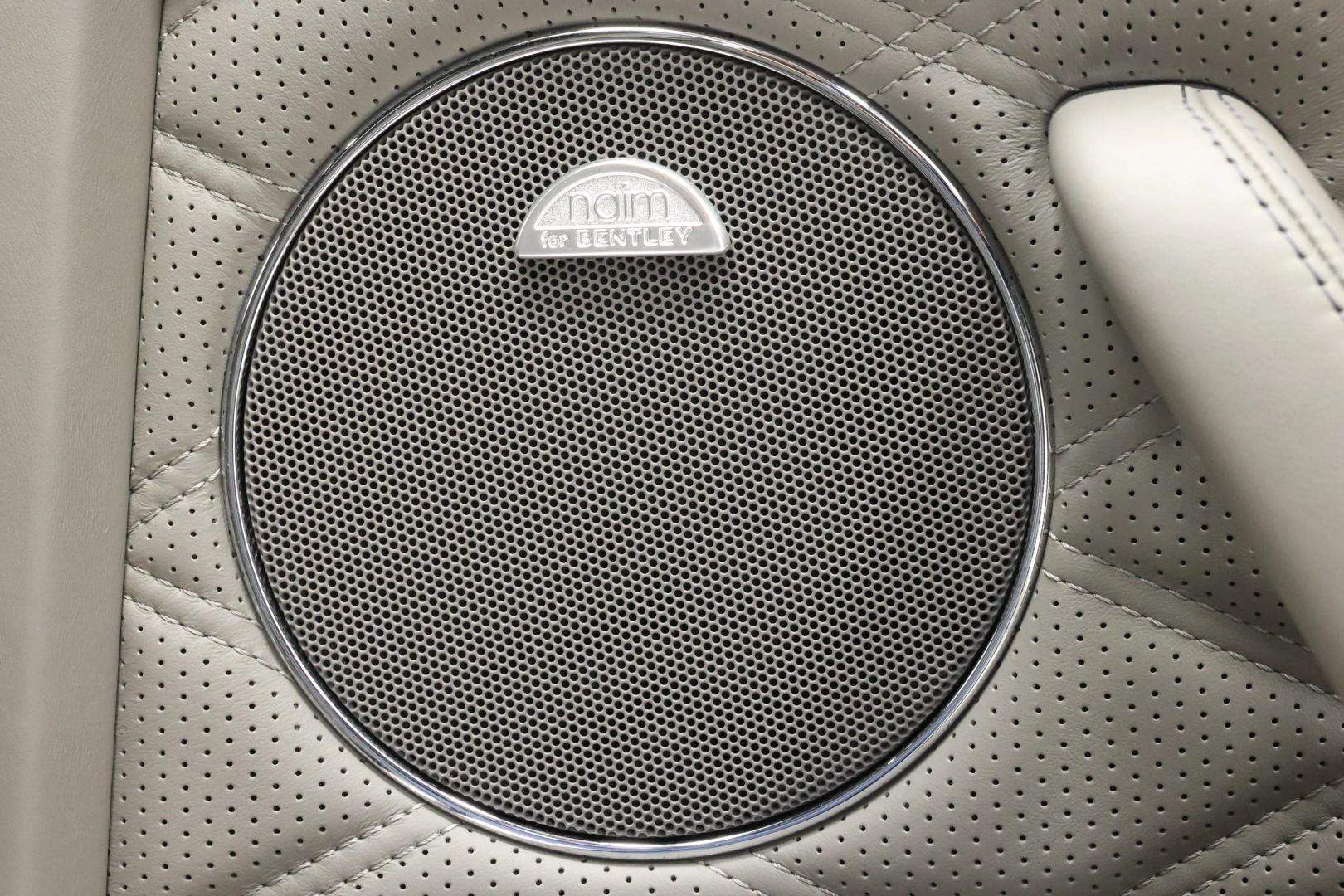 2016 Bentley Flying Spur - Image 69