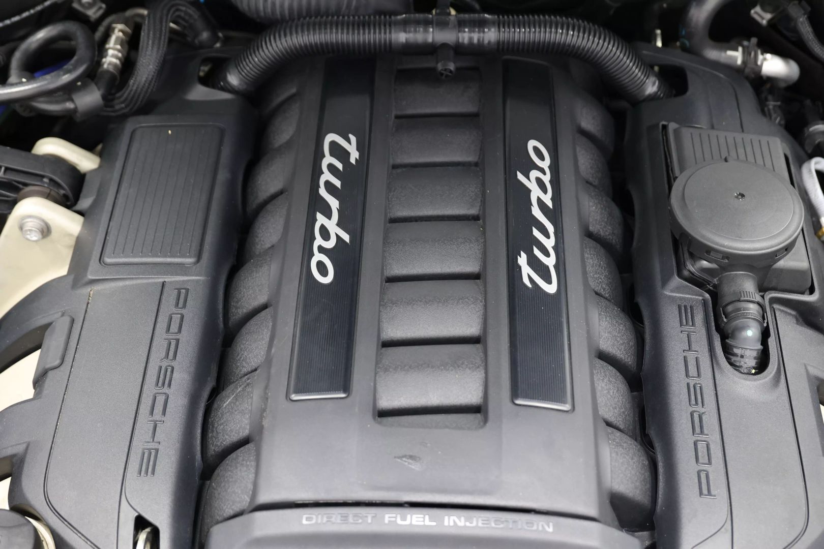 2014 Porsche Panamera - Image 121