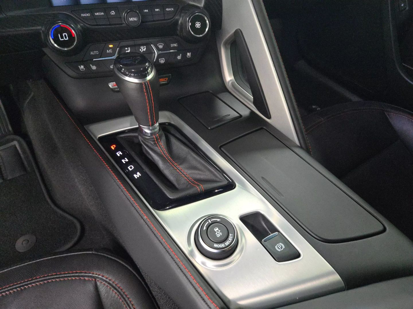 2019 Chevrolet Corvette - Image 14