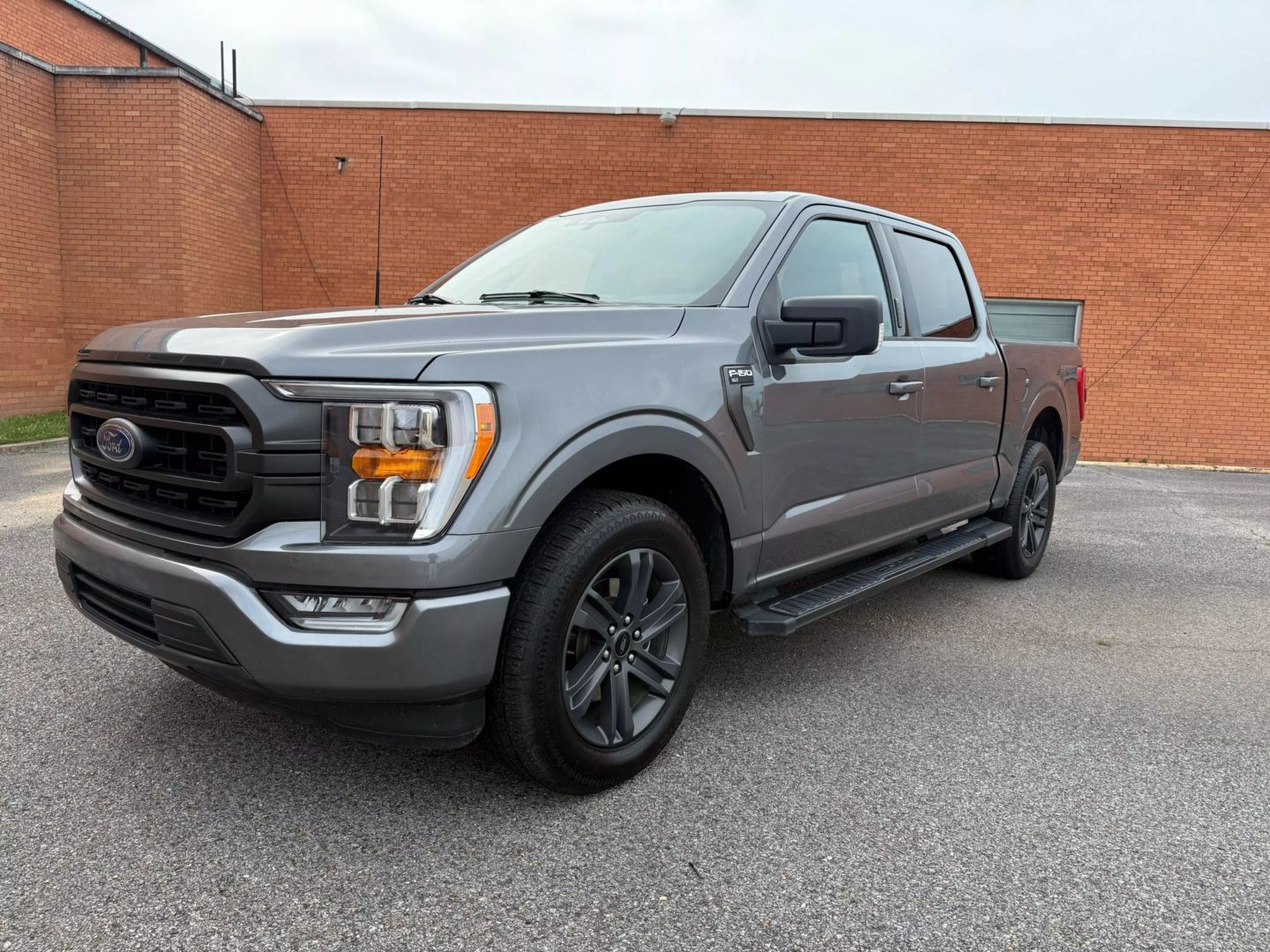 2023 Ford F150 Supercrew Cab - Image 3