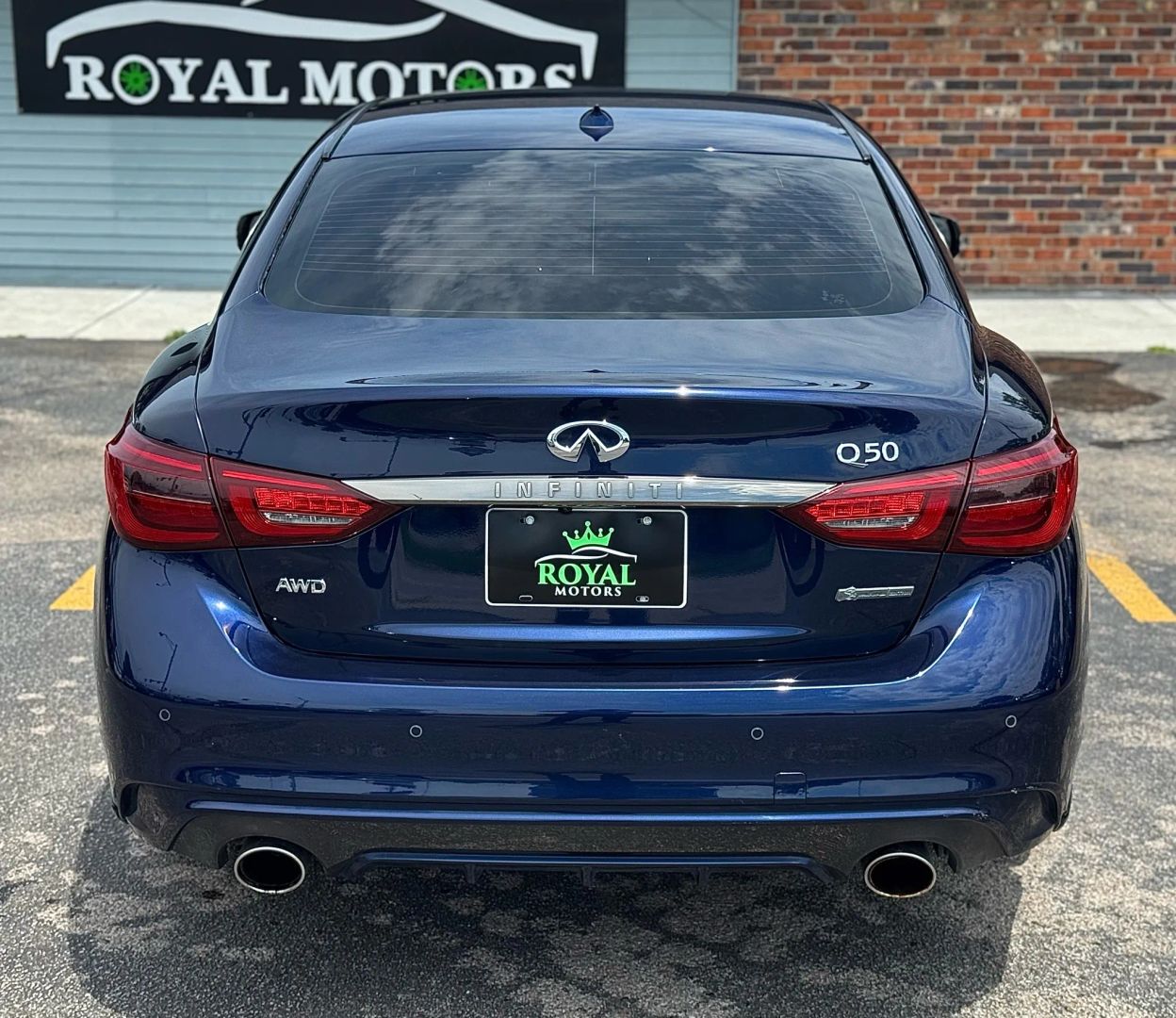 2021 Infiniti Q50 - Image 10