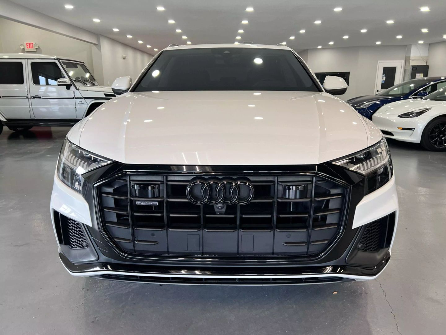 2021 Audi Q8 55 Tfsi Premium Plus Sport Utility 4d - Image 2