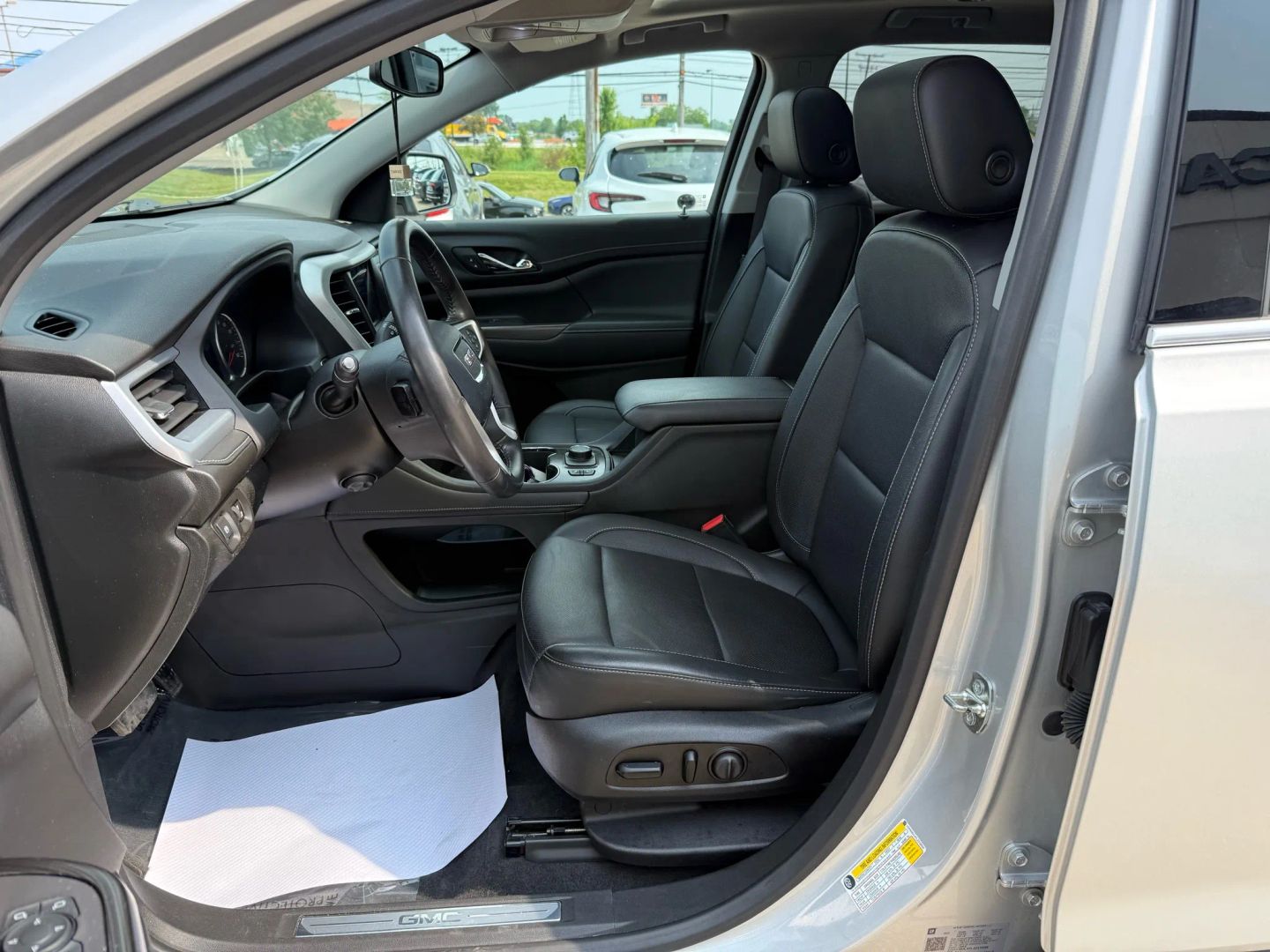 2020 Gmc Acadia - Image 19