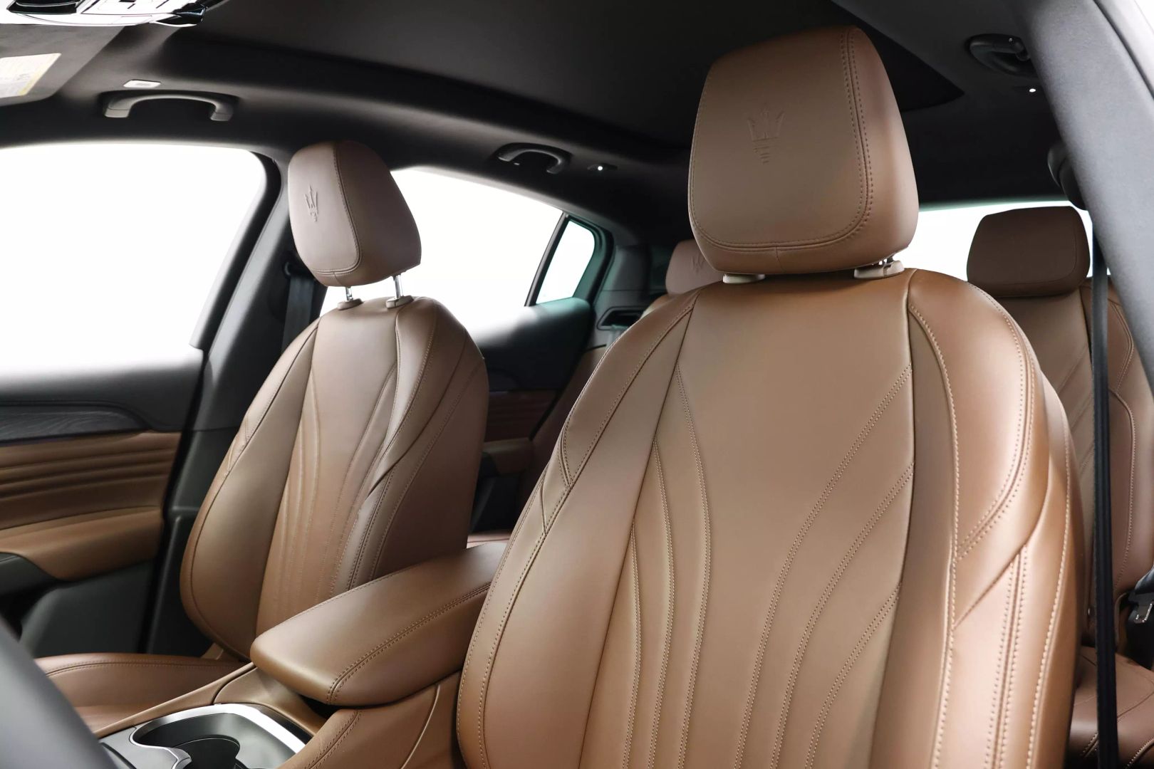2023 Maserati Grecale - Image 18