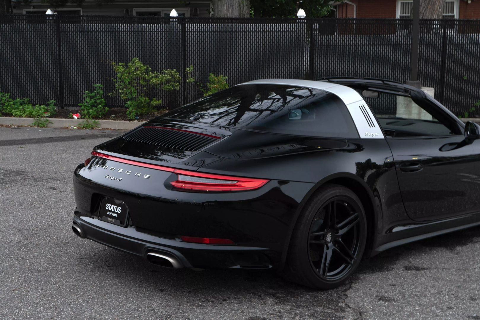 2018 Porsche 911 - Image 41