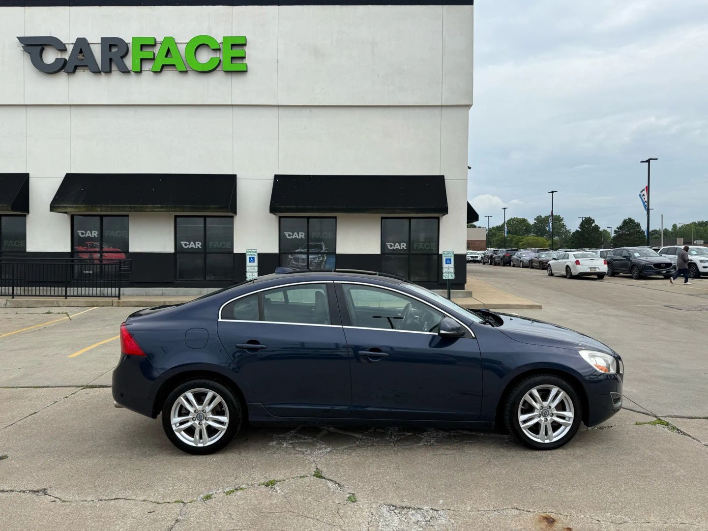 2013 Volvo S60 - Image 12