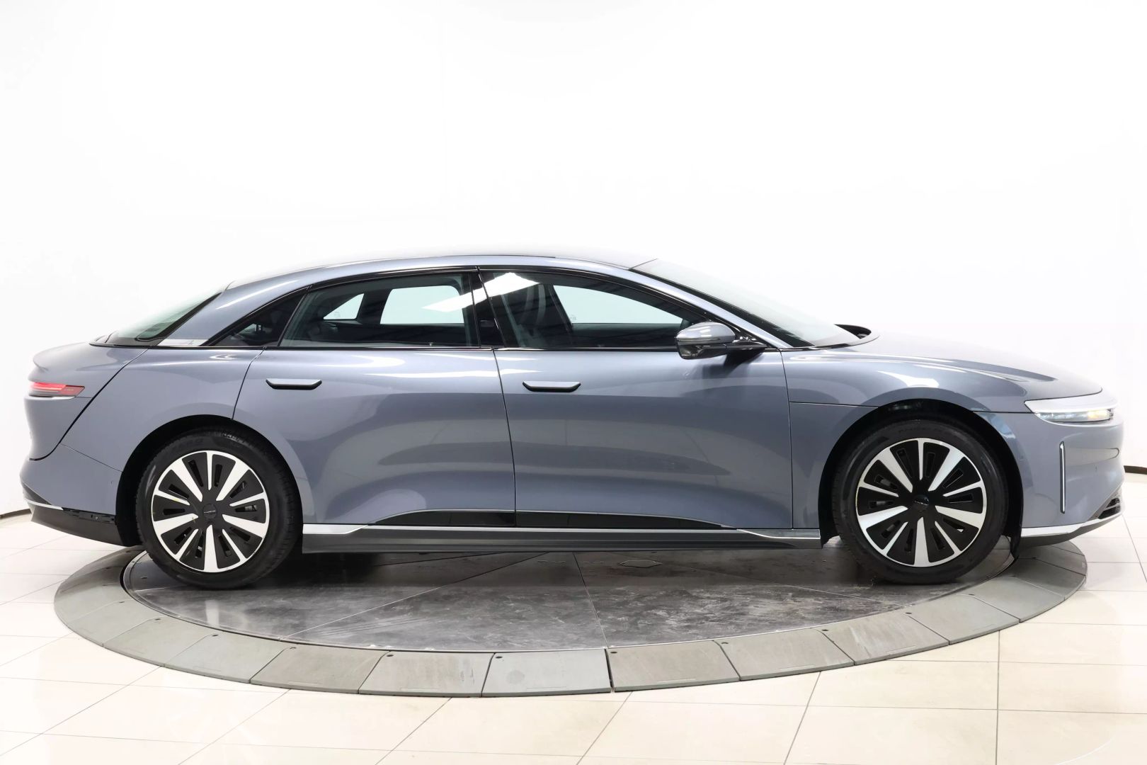 2023 Lucid Air - Image 61