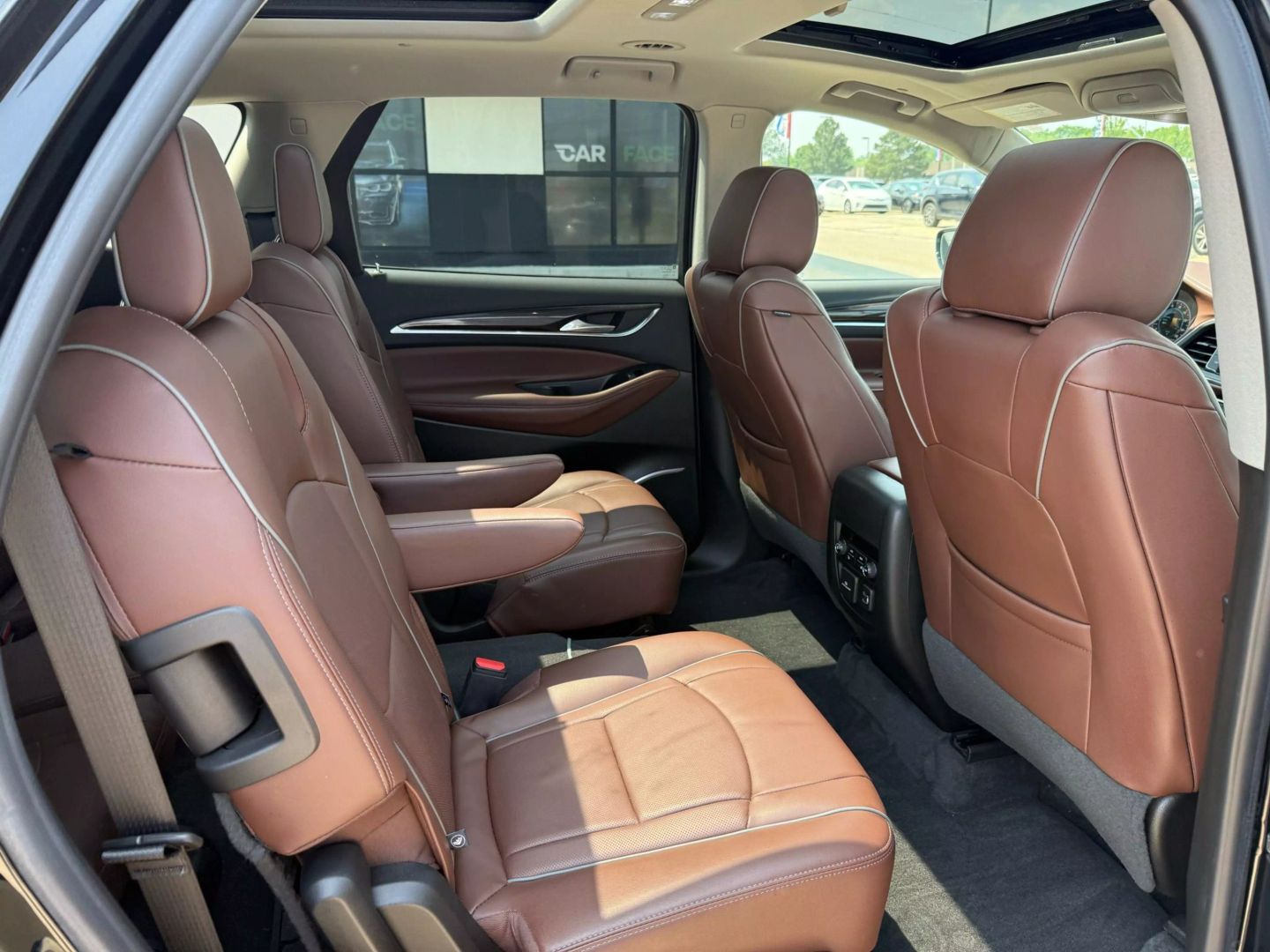 2018 Buick Enclave - Image 24